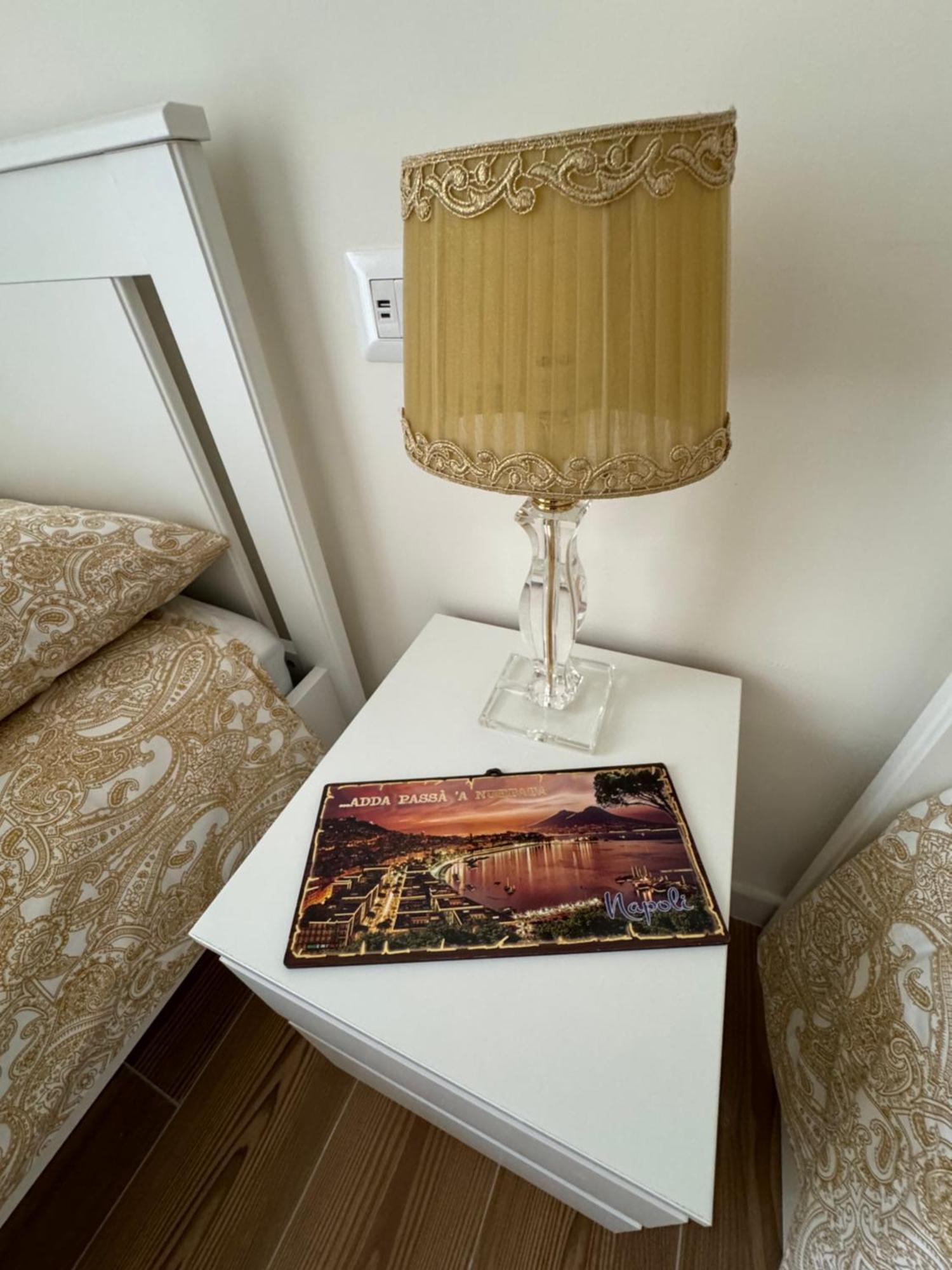 La Dimora Di Cinzia Apartment เนเปิลส์ ภายนอก รูปภาพ